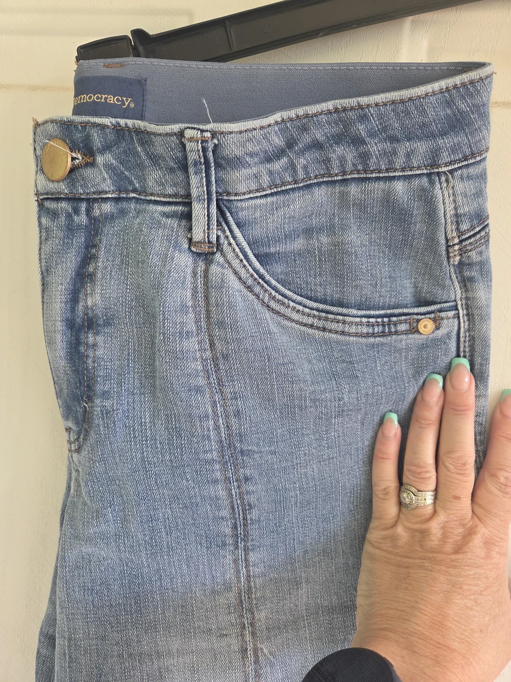 Democracy Light Blue Crop Jeans - Classic Five-Pocket - Picture 1 of 5